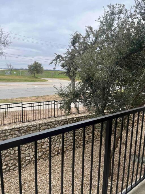 Hill Country Hiatus! Apartment Austin Exterior photo